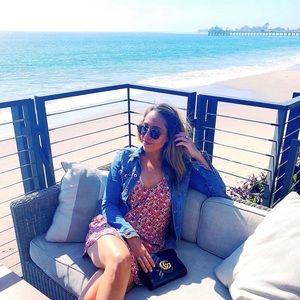 Meet Your Posher, Elissa